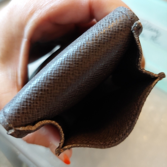 Louis Vuitton Cigarette Case - Picture 8 of 9